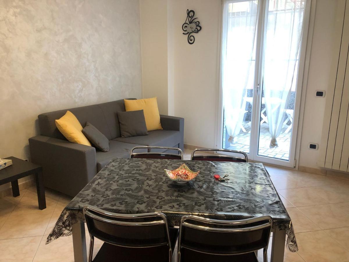 Casa Francesca: Un Mare Di Relax! Lägenhet Ventimiglia Exteriör bild