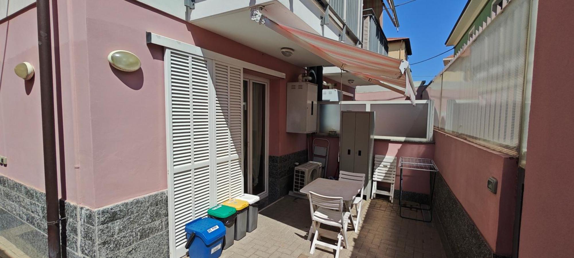 Casa Francesca: Un Mare Di Relax! Lägenhet Ventimiglia Exteriör bild